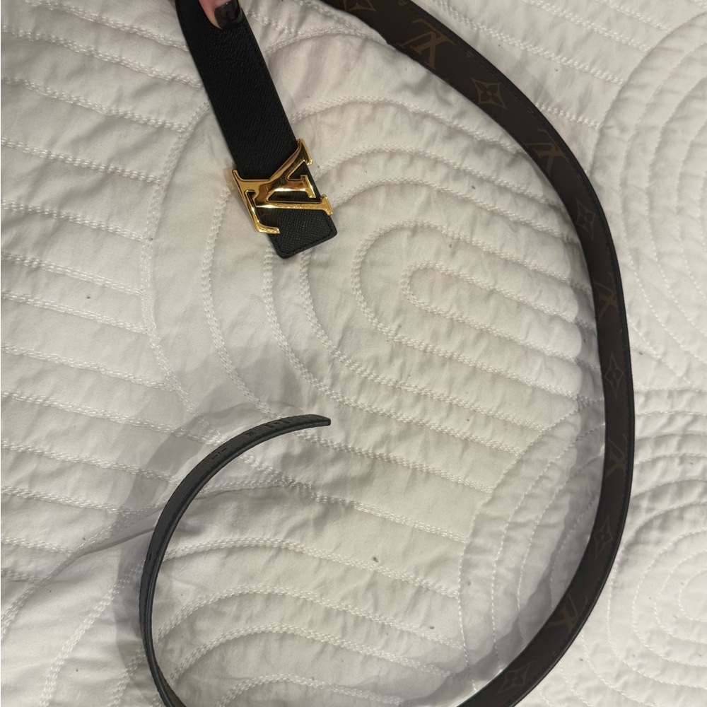 Louis Vuitton Reversible Classic belt